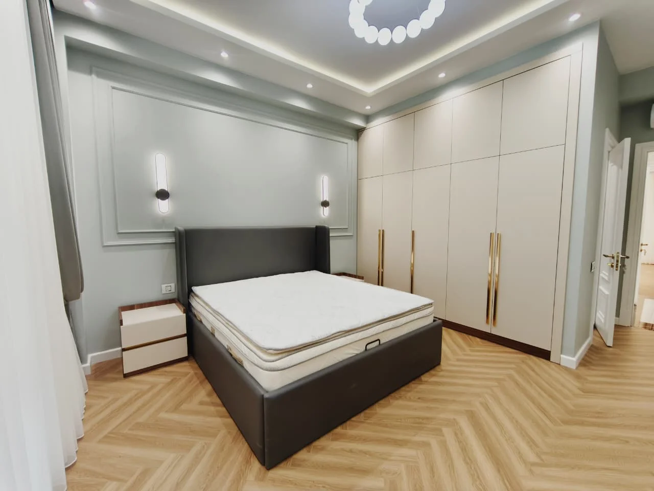 Kirayə 3 otaqlı Mənzil 110 m² Xətai r.
