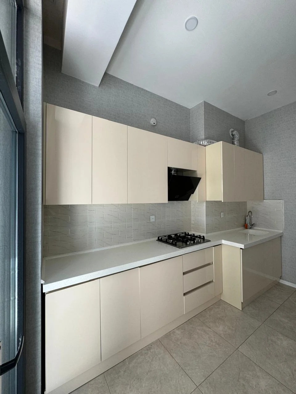 Kirayə 2 otaqlı Mənzil 70 m² Nərimanov r.