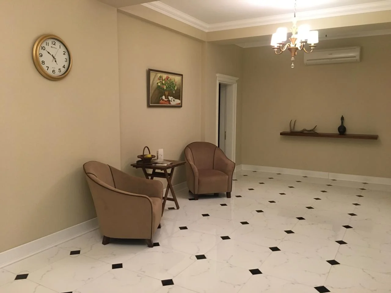 Kirayə 3 otaqlı Mənzil 165 m² Səbail r.