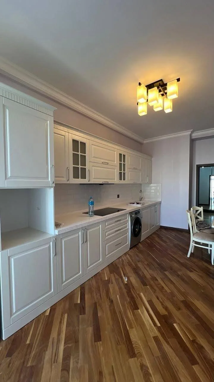 Kirayə 3 otaqlı Mənzil 150 m² Nərimanov r.