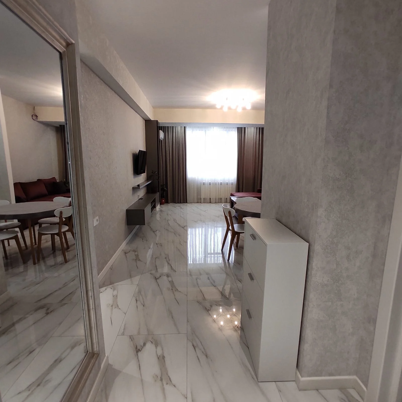 Kirayə 2 otaqlı Mənzil 85 m² Nəsimi r.