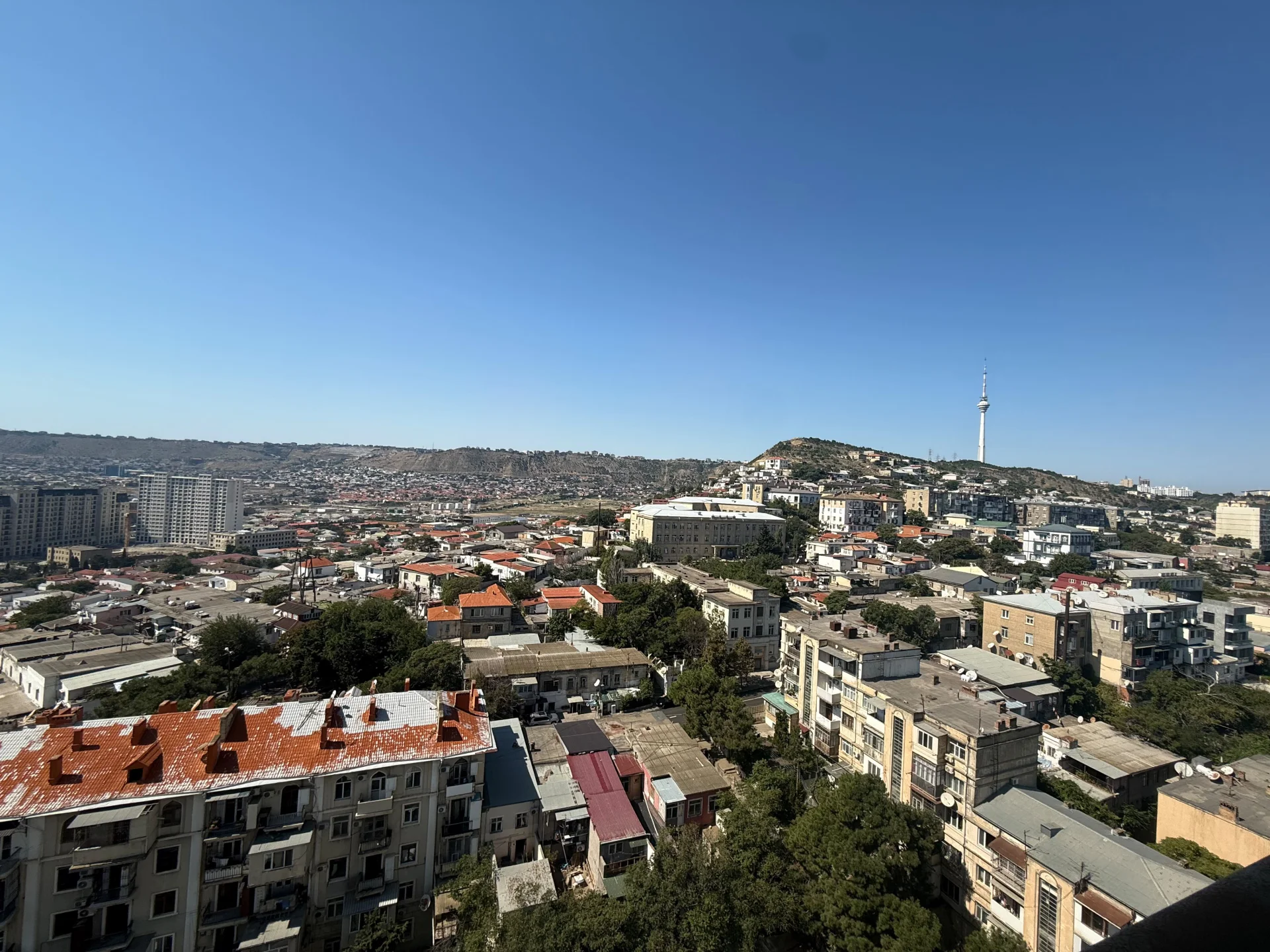 Satılır 4 otaqlı Mənzil 178.1 m² Səbail r.