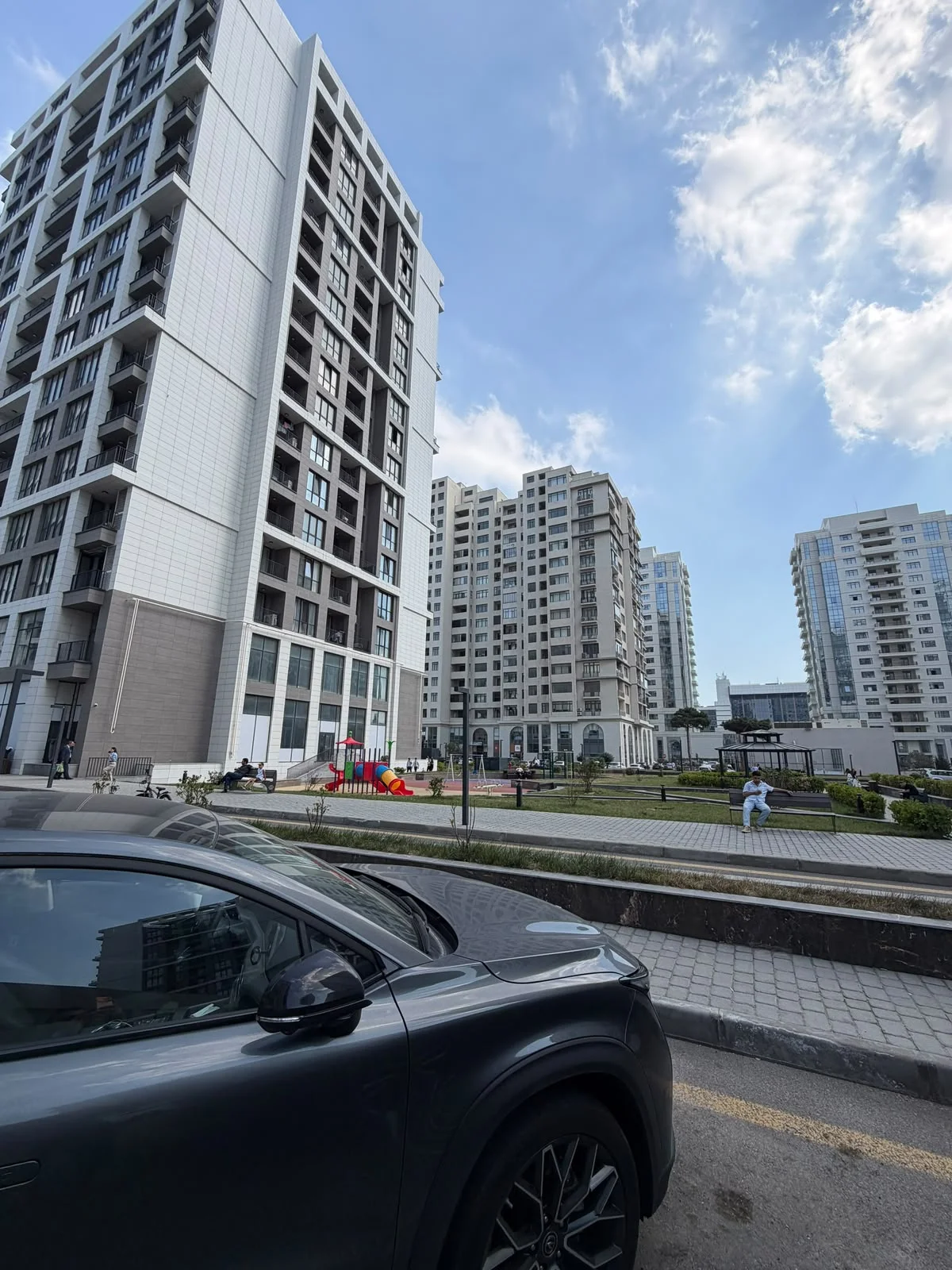 Kirayə 2 otaqlı Mənzil 80 m² Nizami r.