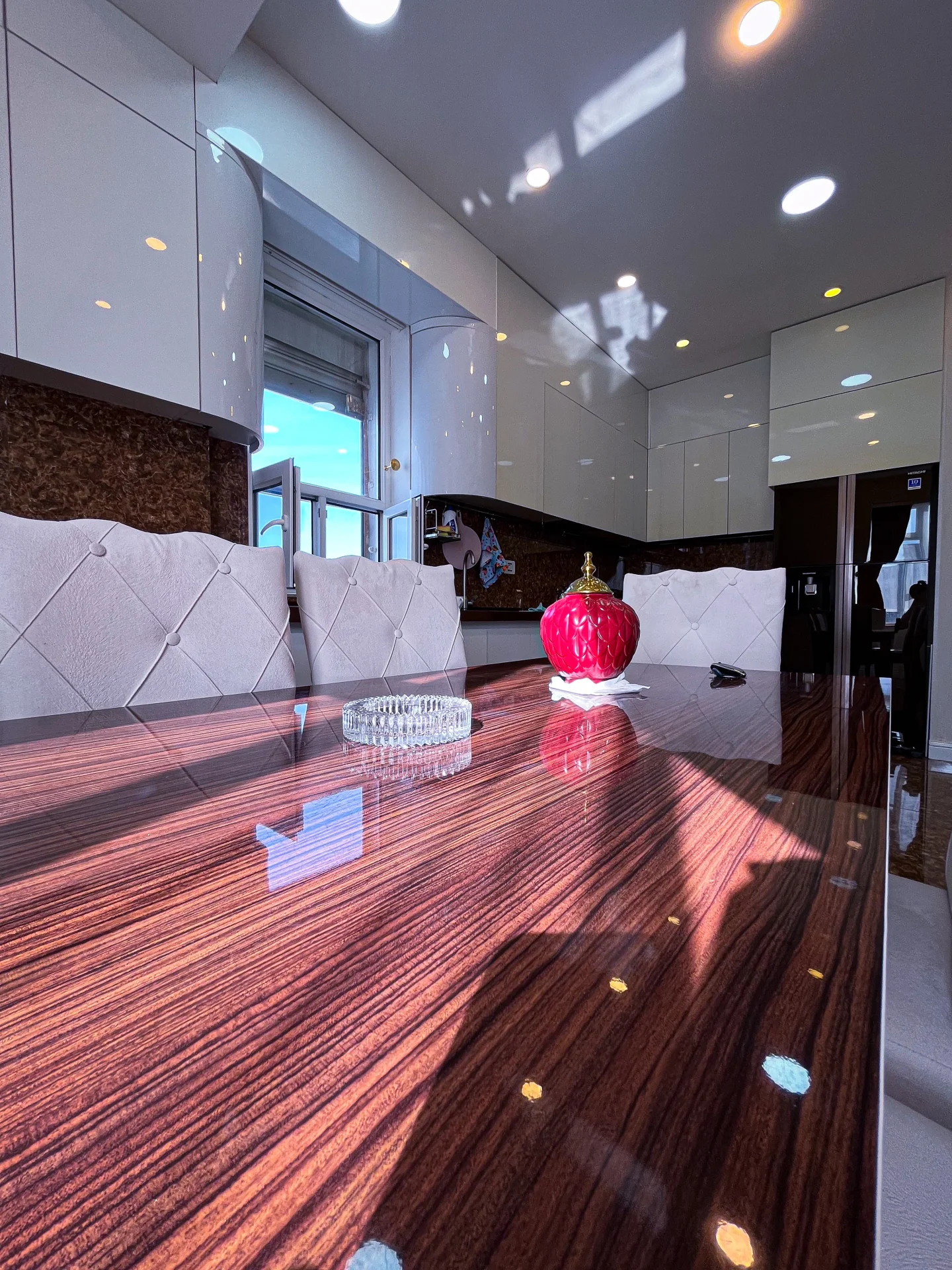 Kirayə 4 otaqlı Mənzil 350 m² Nəsimi r. 28 May m. – şəkil 4